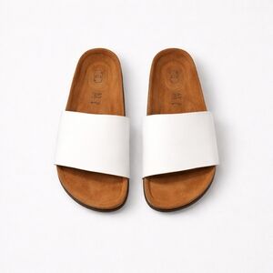 Birkenstock White and Brown Sandals
